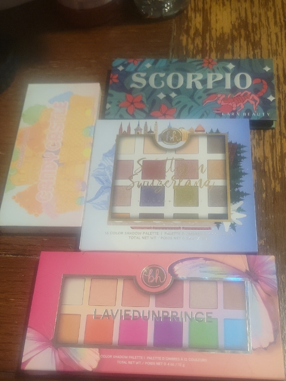 BH Cosmetics La Vie Du Prince Eyeshadow Palette - Pink